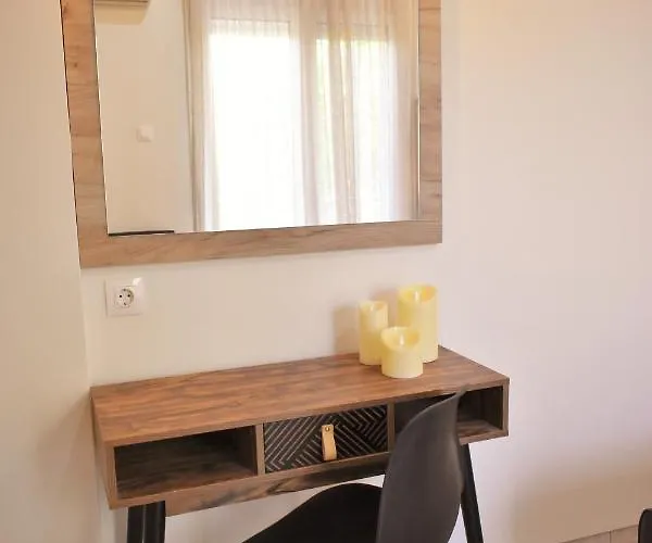 Periklis בית הארחה 3*